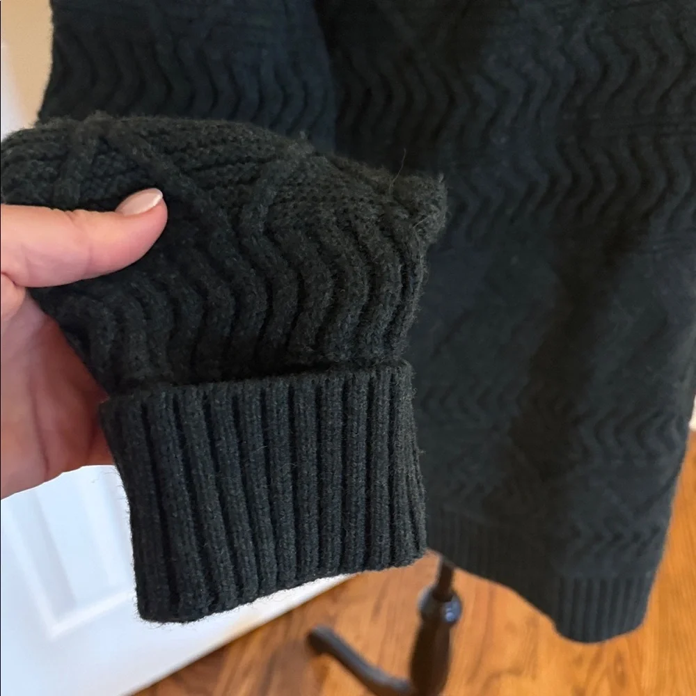 Banana Republic Men's Dark Green shawl collar Sweater